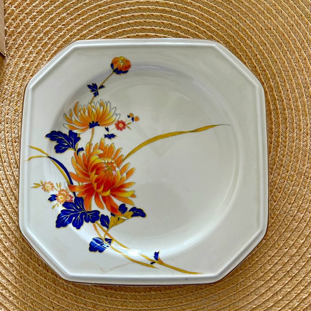 Mikasa Dinnerware